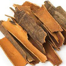 Dalchini powder and  its health benefits.